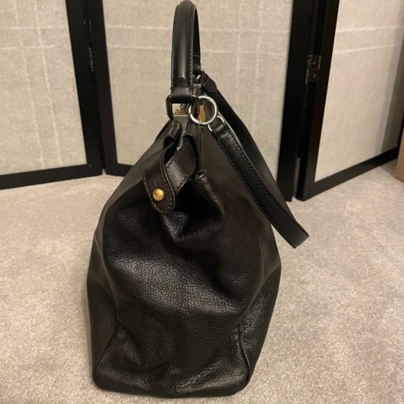 Fendi - Peekaboo black bag authentic with certificate & clear strip - Picture 13 of 14